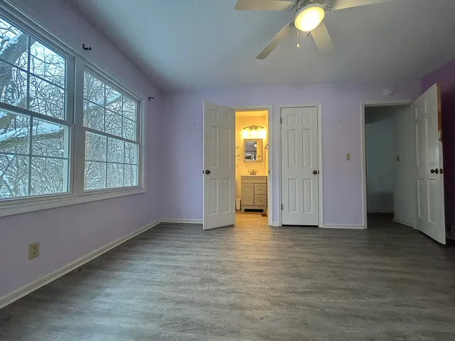 $1,800 | 280 County Road B, Fontana, WI 53125