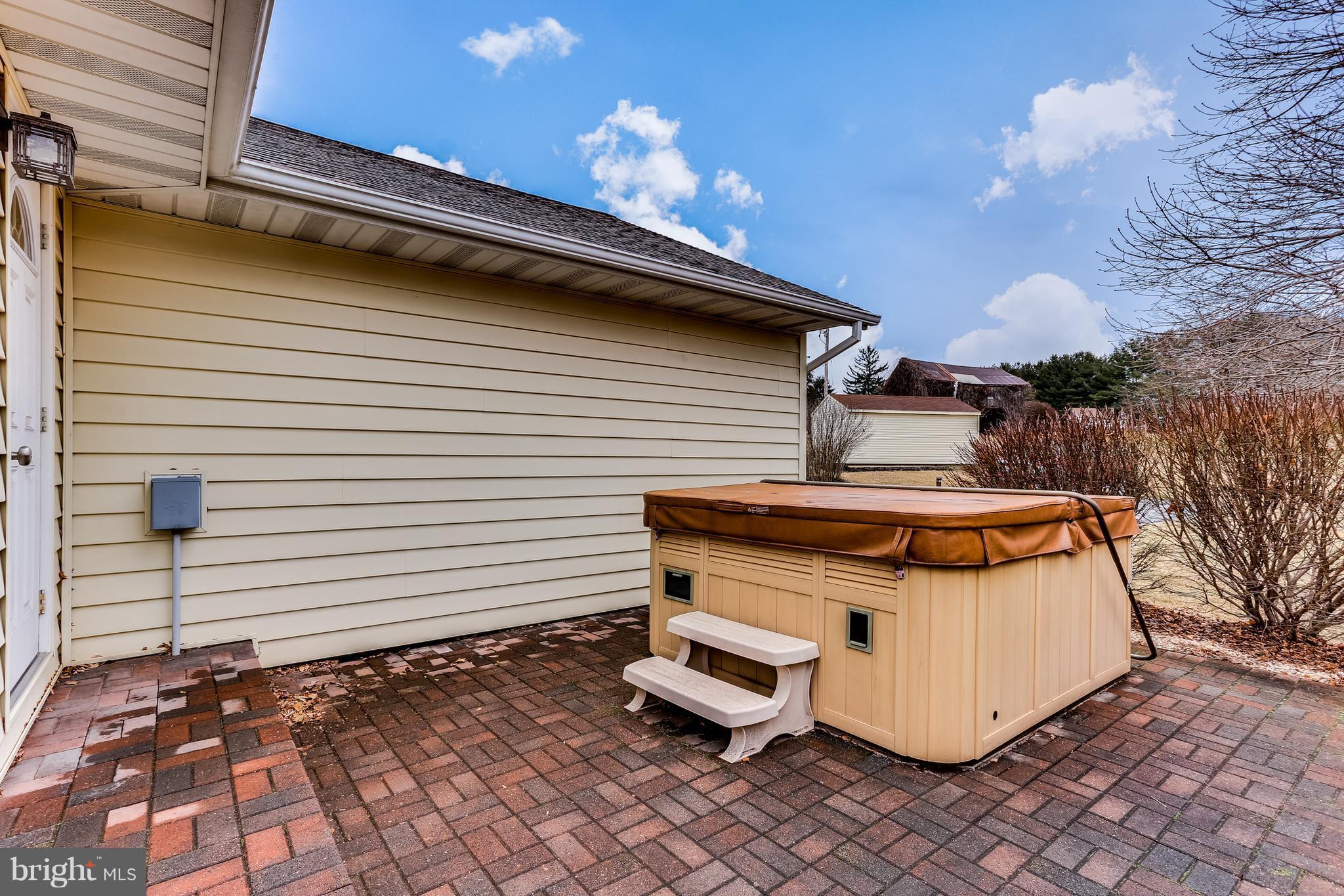 12375 Frederick Road West Friendship, MD 21794 - Photo 28 of 30 Patio and Hottub