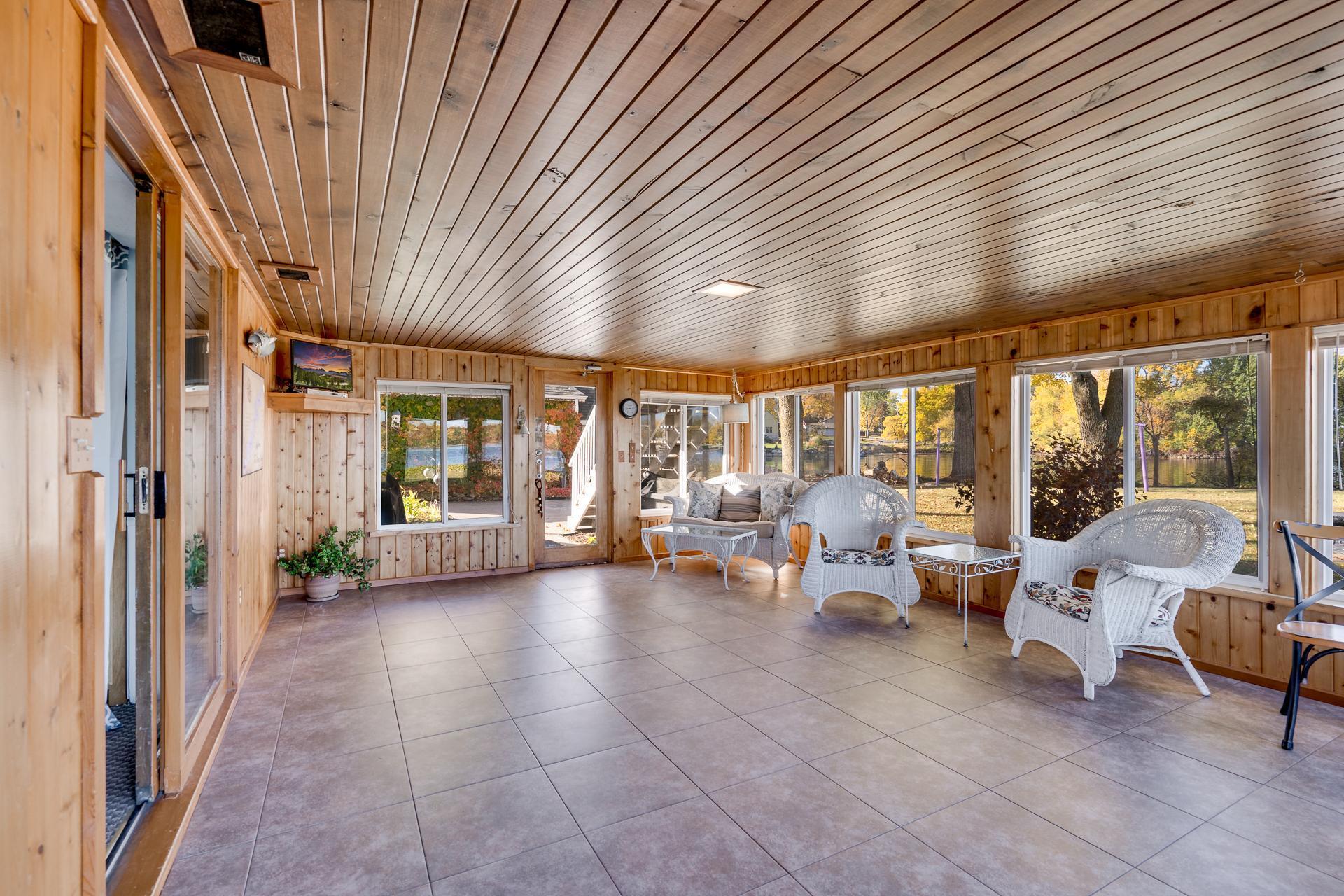 15305 Breezy Point Road Southeast Prior Lake, MN 55372 - Photo 12 of 71 Gallery Image 12