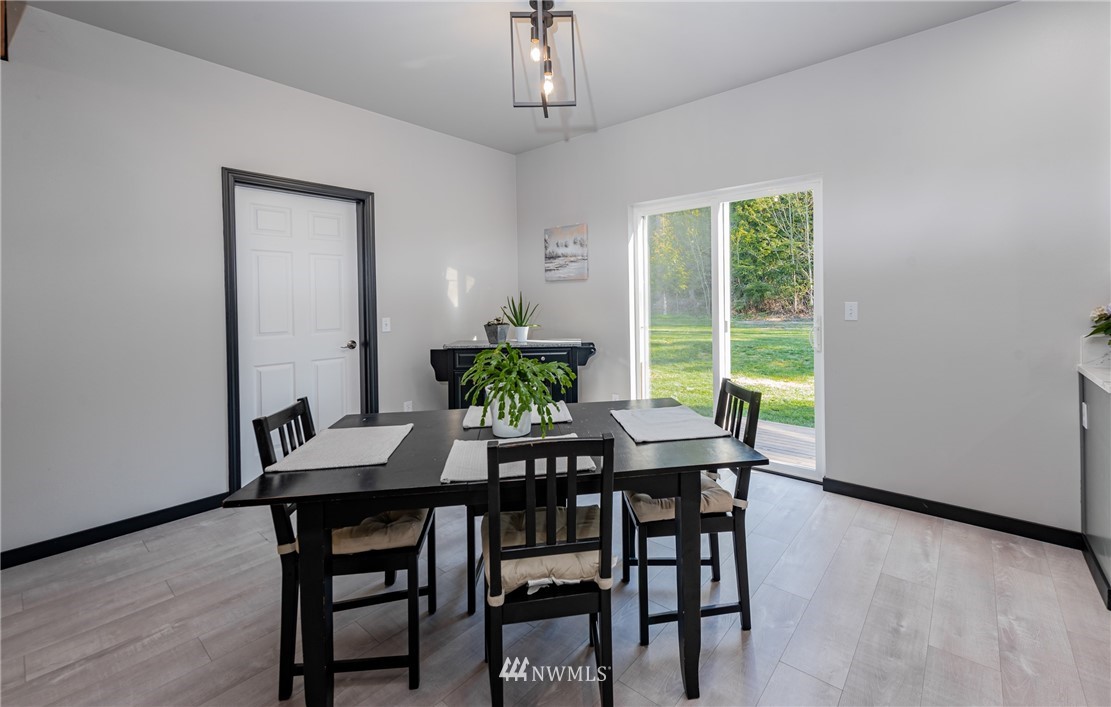 6082 Birch Point Road Blaine, WA 98230 - Photo 9 of 40 Gallery Image 9