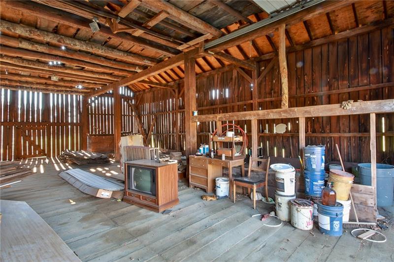 136 Colvin Road Greensboro, PA 15338 - Photo 7 of 25 Inside of Barn