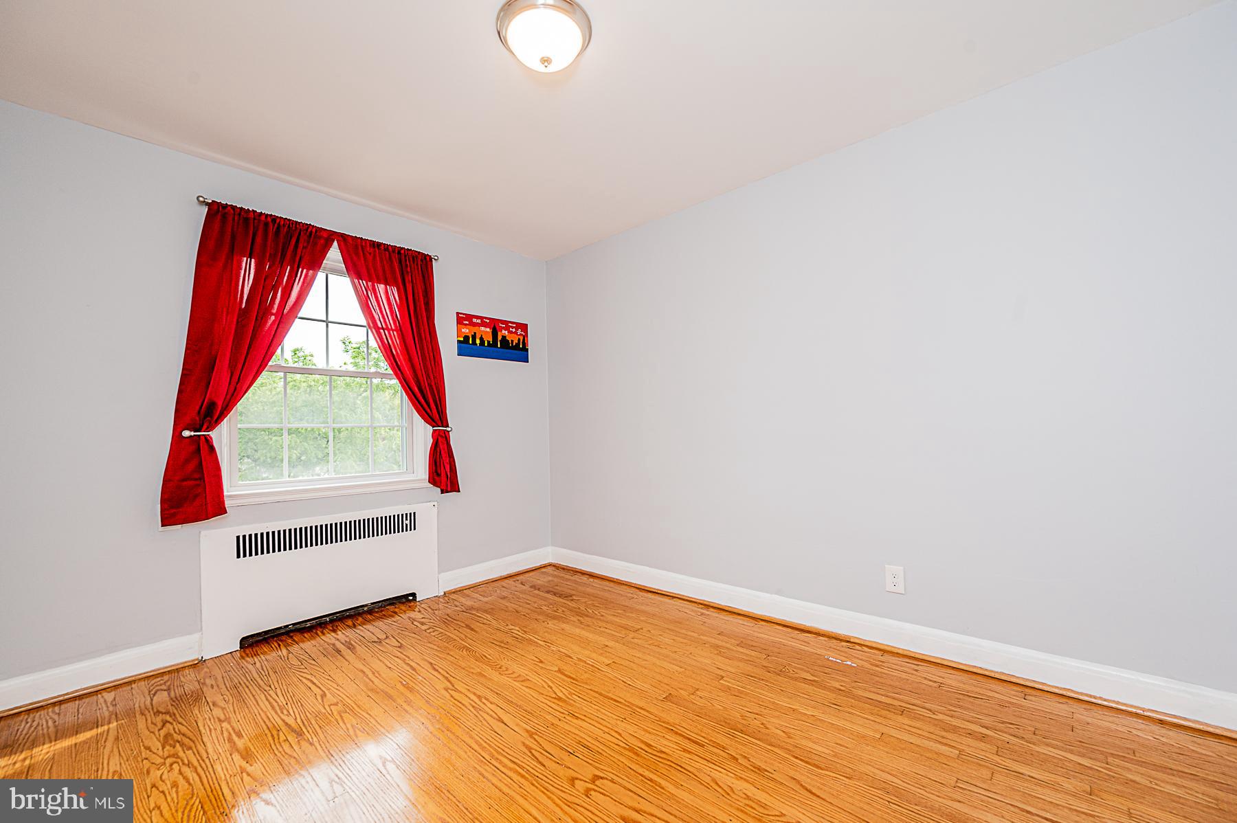 706 Braeside Road Baltimore, MD 21229 - Photo 19 of 28 Bedroom 2