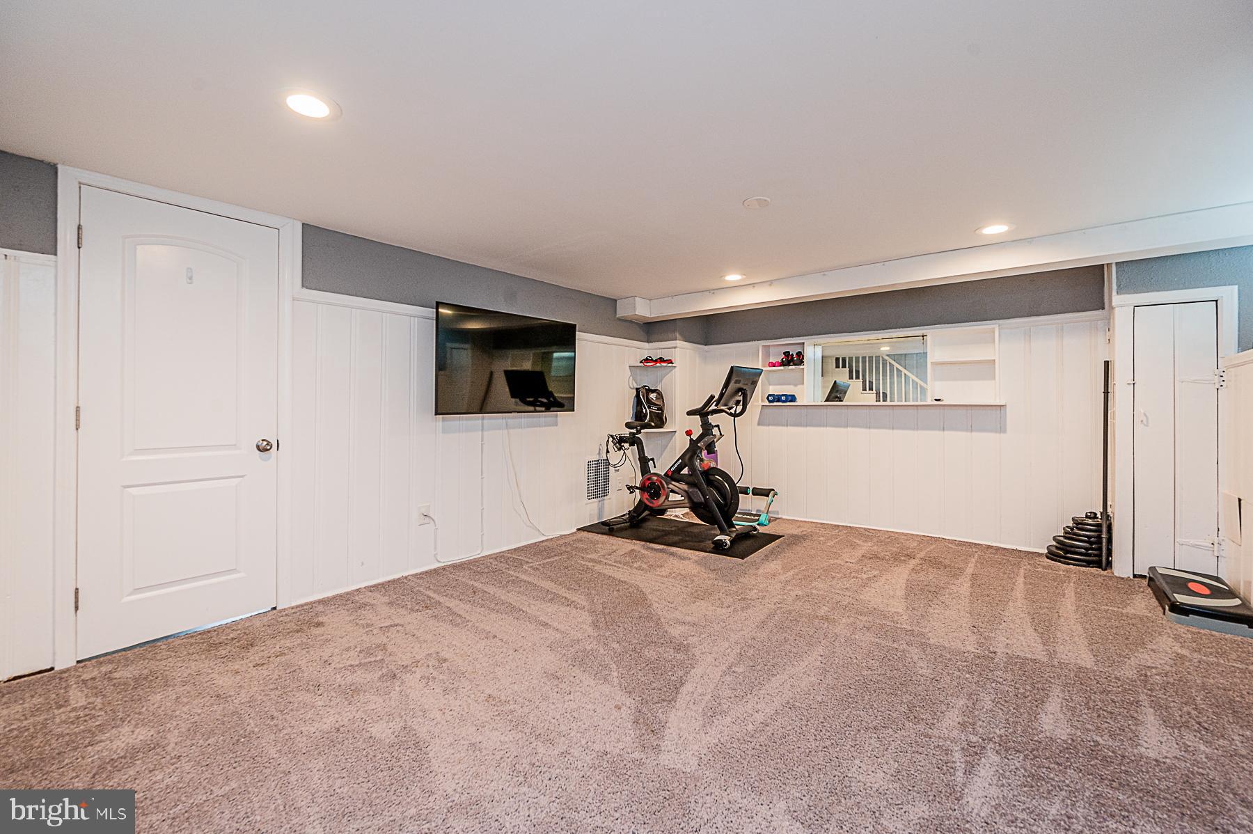 706 Braeside Road Baltimore, MD 21229 - Photo 23 of 28 Finished Basement