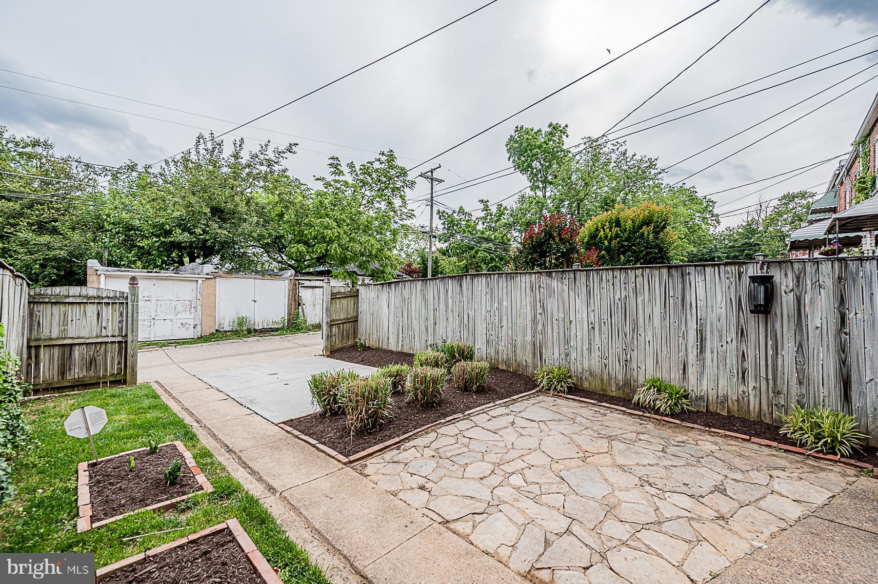 706 Braeside Road Baltimore, MD 21229 - Photo 26 of 28 Generous backyard space great for entertaining