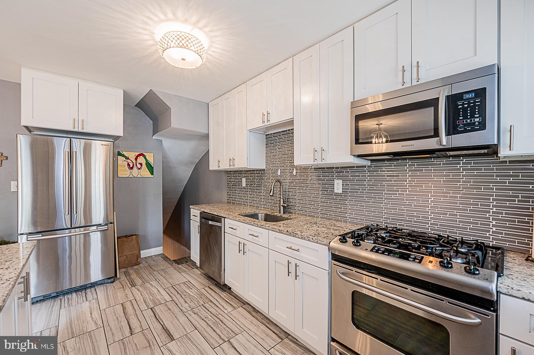 706 Braeside Road Baltimore, MD 21229 - Photo 8 of 28