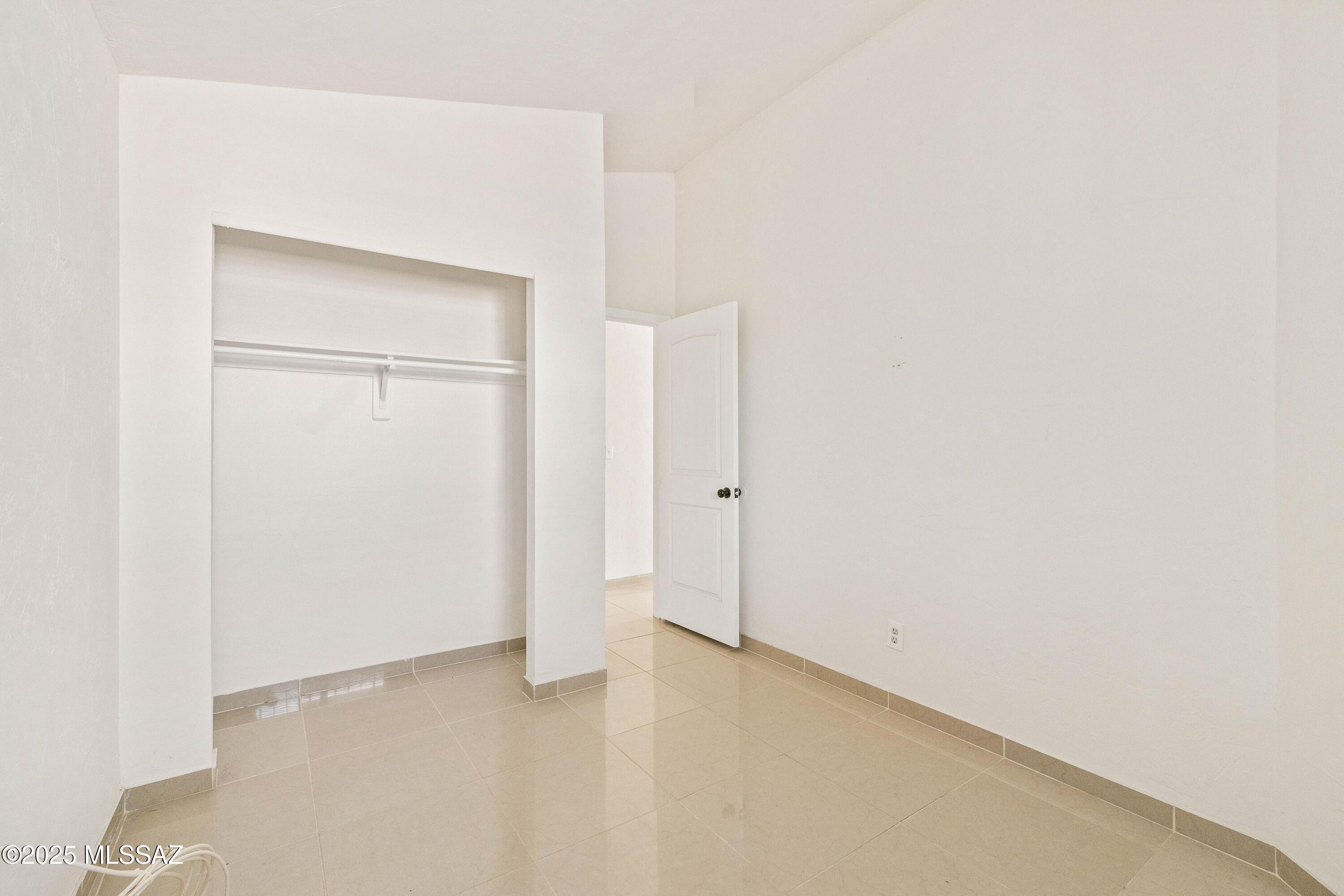 700 East Bantam Road Tucson, AZ 85706 - Photo 14 of 29 Gallery Image 14