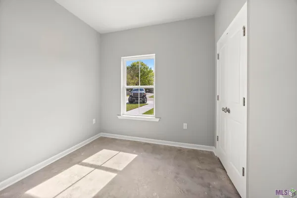 $1,800 | 18627 Greenwell Springs Road, Unit 2A, Central, LA 70739