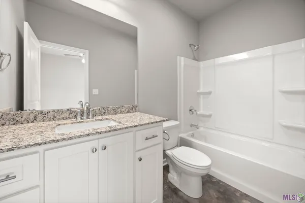 $1,800 | 18627 Greenwell Springs Road, Unit 2A, Central, LA 70739