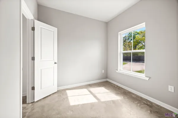 $1,800 | 18627 Greenwell Springs Road, Unit 2A, Central, LA 70739