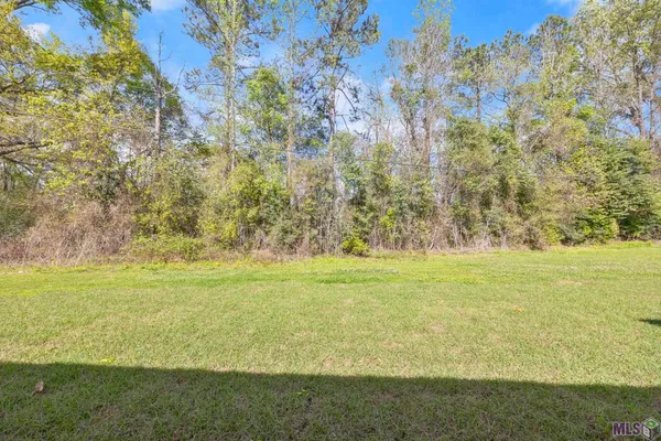 $1,800 | 18627 Greenwell Springs Road, Unit 2A, Central, LA 70739