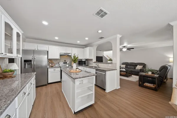 $349,900 | 11123 Palomino Bend, San Antonio, TX 78254