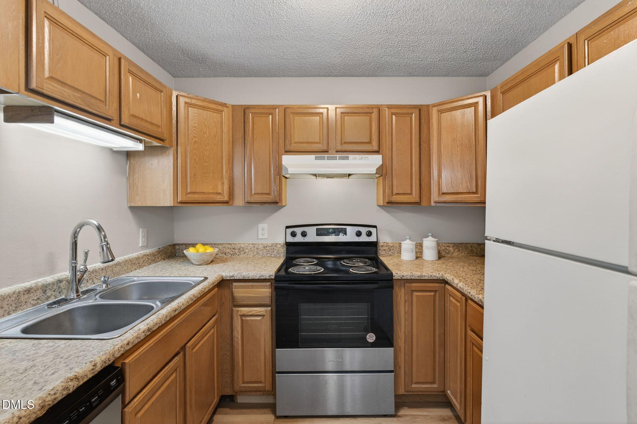 410 Ryan Road Cary, NC 27511 - Photo 11 of 40