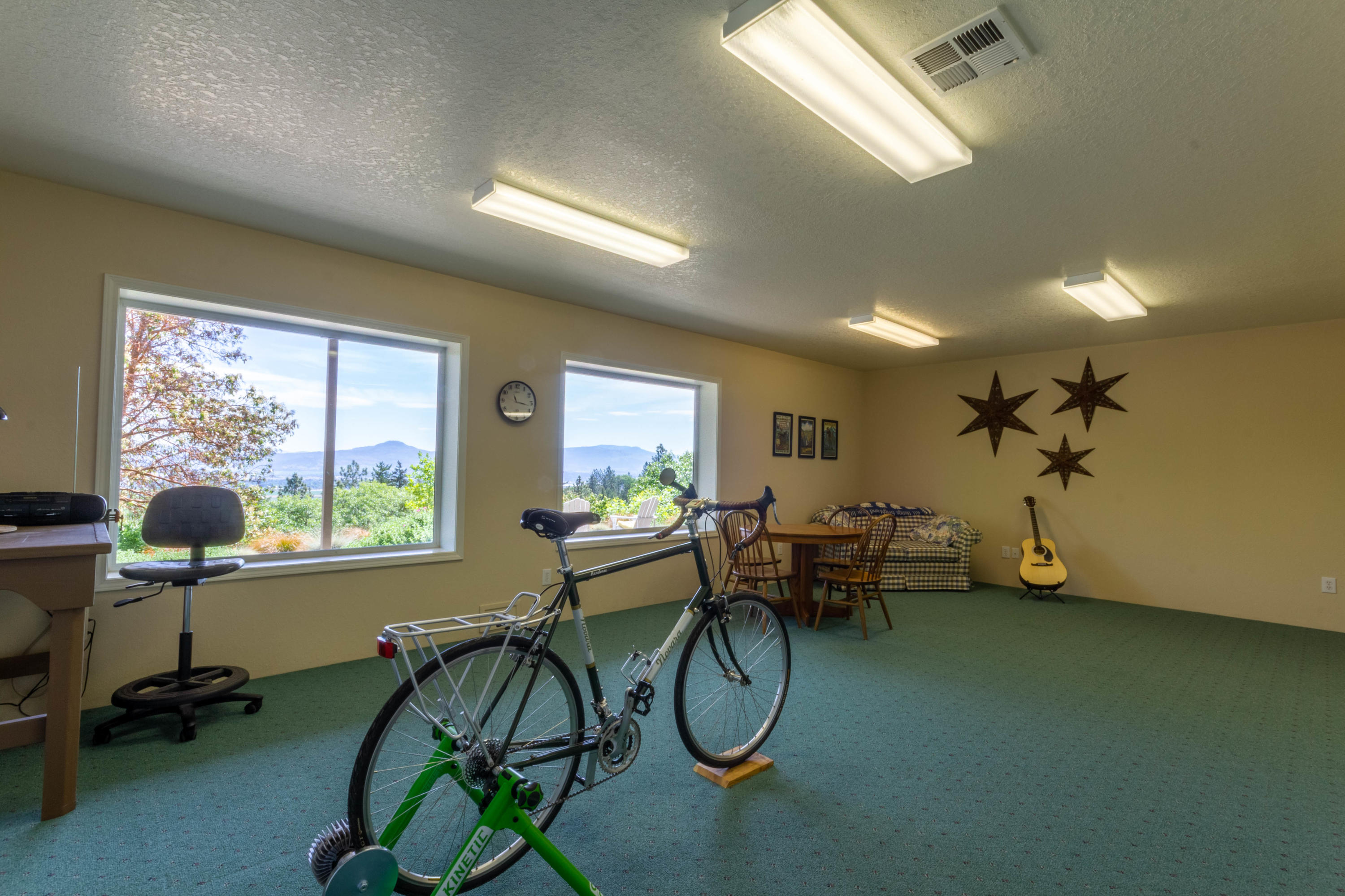 2811 Old Military Road Central Point, OR 97502 - Photo 30 of 44 26