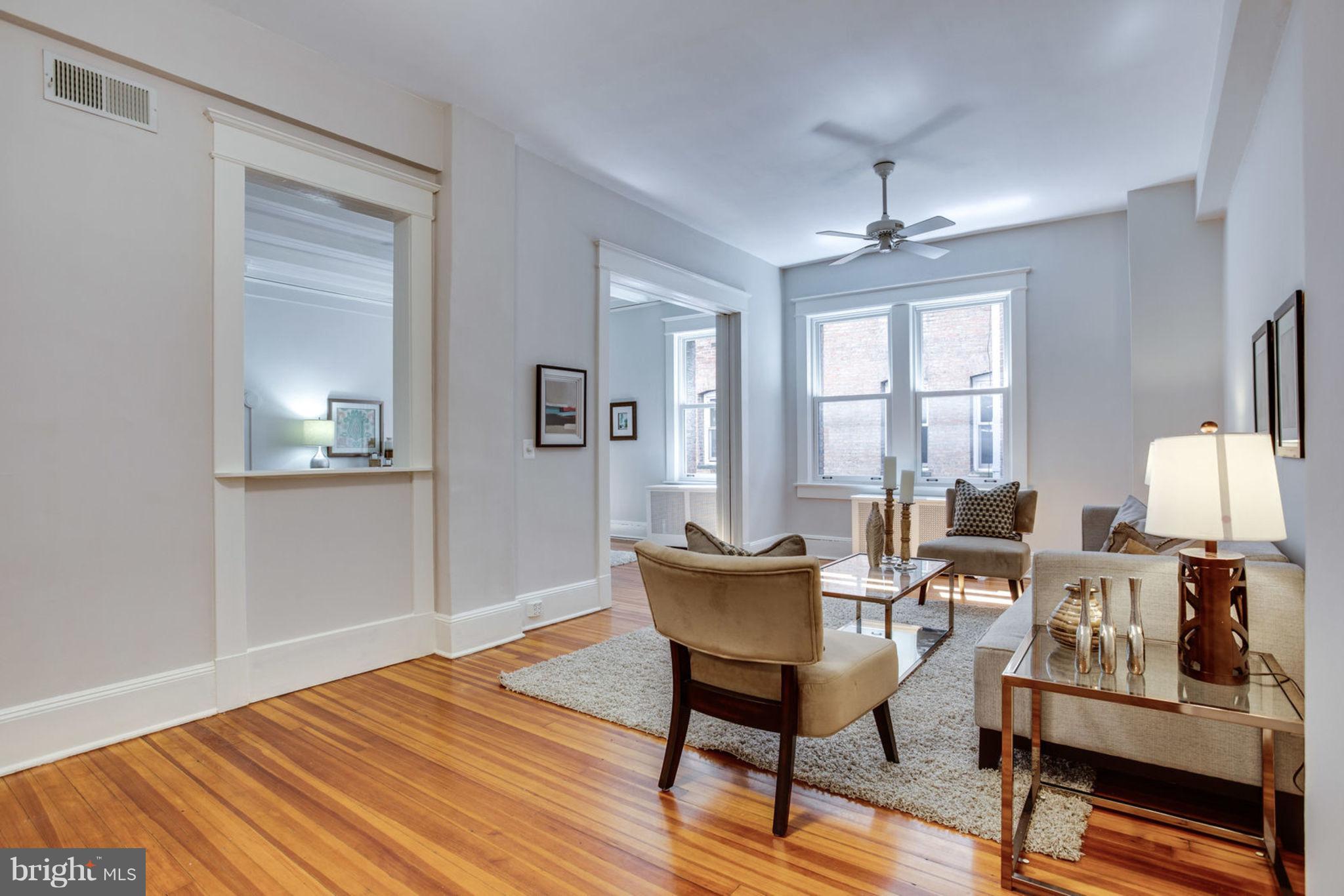 1736 Columbia Road Northwest, Unit 109 Washington, DC 20009 - Photo 5 of 11 Living Room
