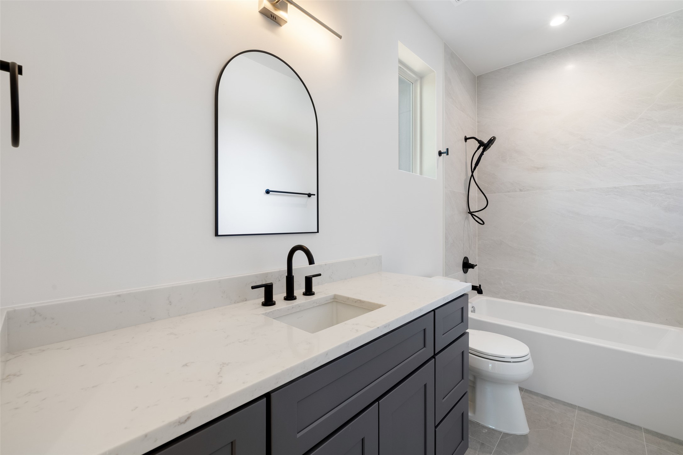 1800 Singleton Avenue Austin, TX 78702 - Photo 20 of 24