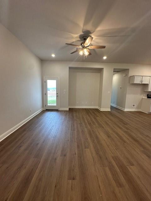 4833 Bogey Lane Shreveport, LA 71107 - Photo 4 of 16 a view of a room window and wooden floor