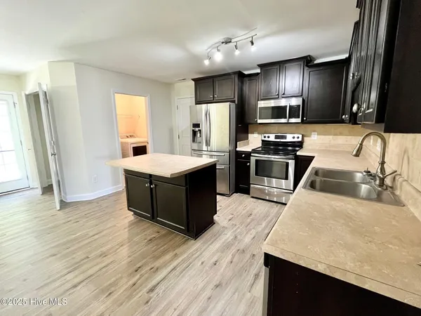 $1,950 | 255 Merin Height Road, Jacksonville, NC 28546
