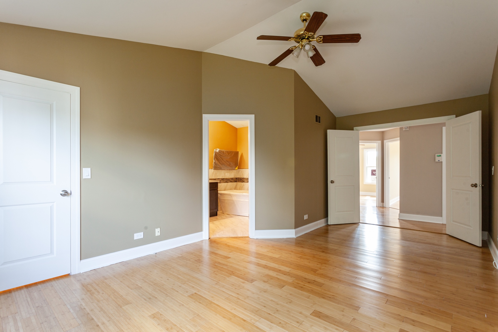 115 Chestnut Hills Circle, Unit 115 Burr Ridge, IL 60527 - Photo 11 of 20