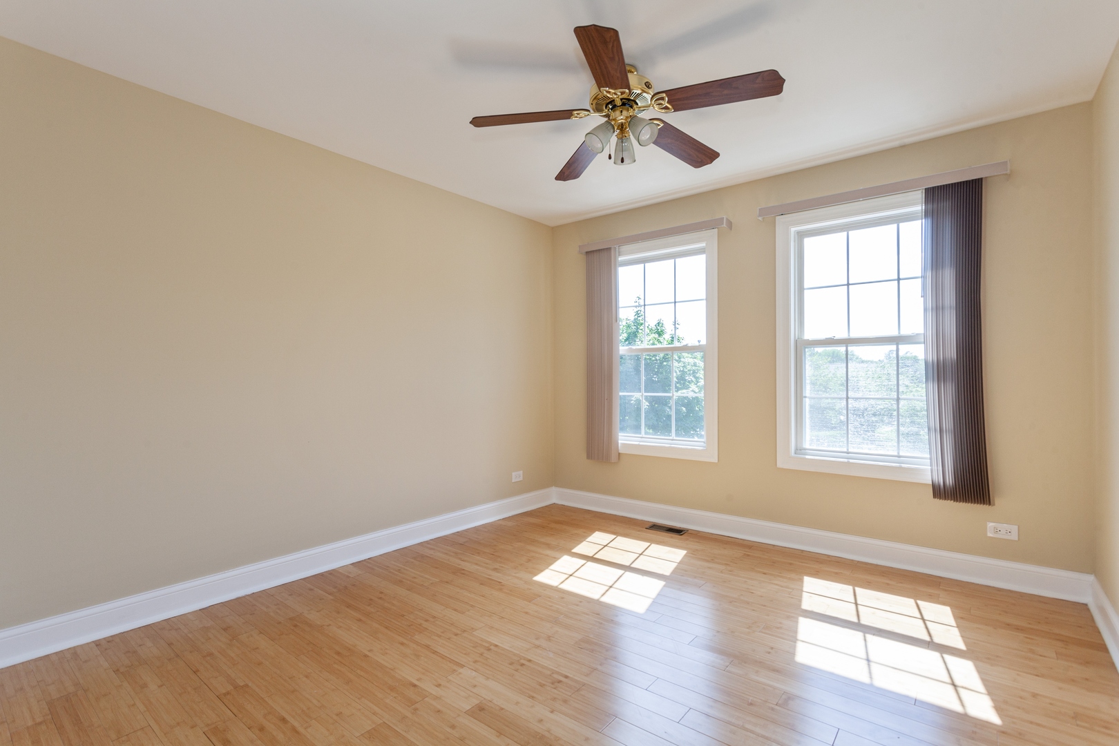 115 Chestnut Hills Circle, Unit 115 Burr Ridge, IL 60527 - Photo 14 of 20
