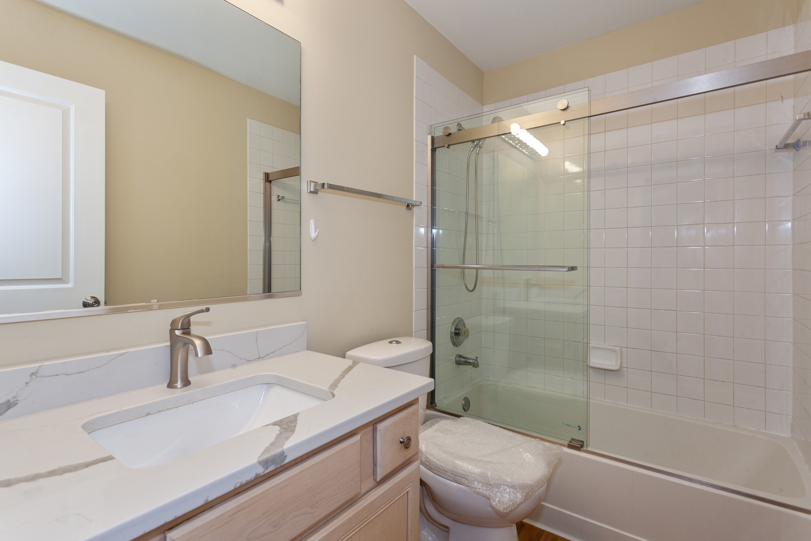 115 Chestnut Hills Circle, Unit 115 Burr Ridge, IL 60527 - Photo 16 of 20