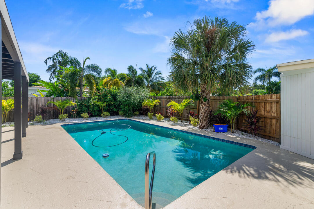 321 Northeast 28th Terrace Boca Raton, FL 33431 - Photo 22 of 29 22