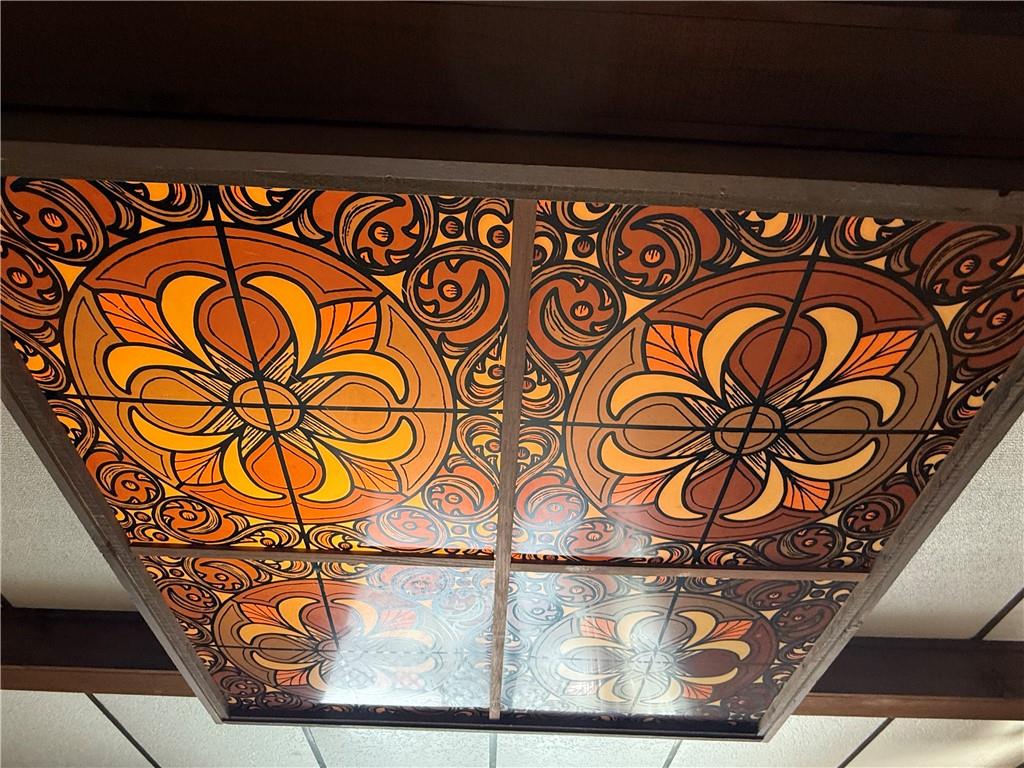 2703 20th St Extension Beaver Falls, PA 15010 - Photo 40 of 45 cool retro lighting