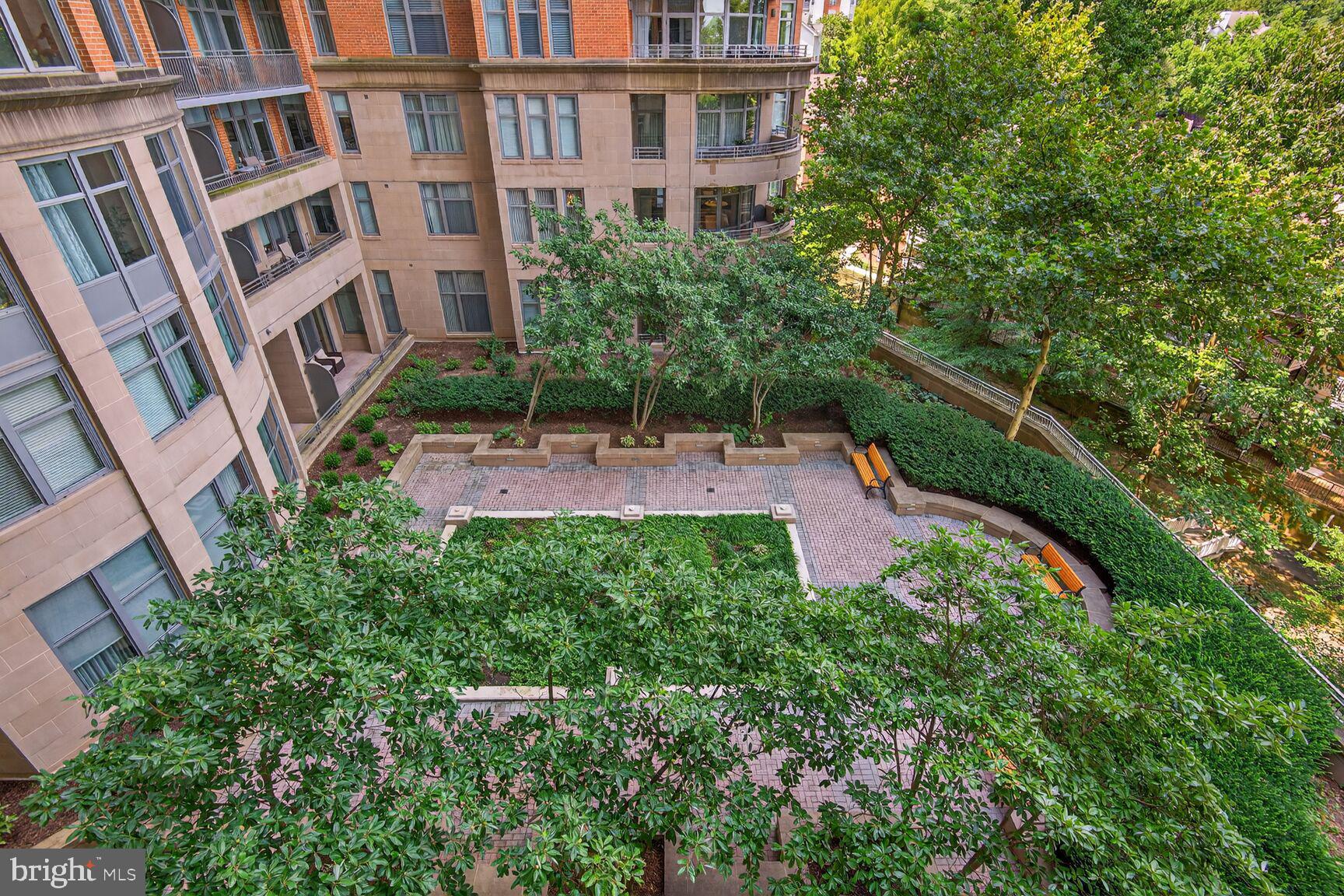 8220 Crestwood Heights Drive, Unit 418 McLean, VA 22102 - Photo 15 of 28 Courtyard-facing 418