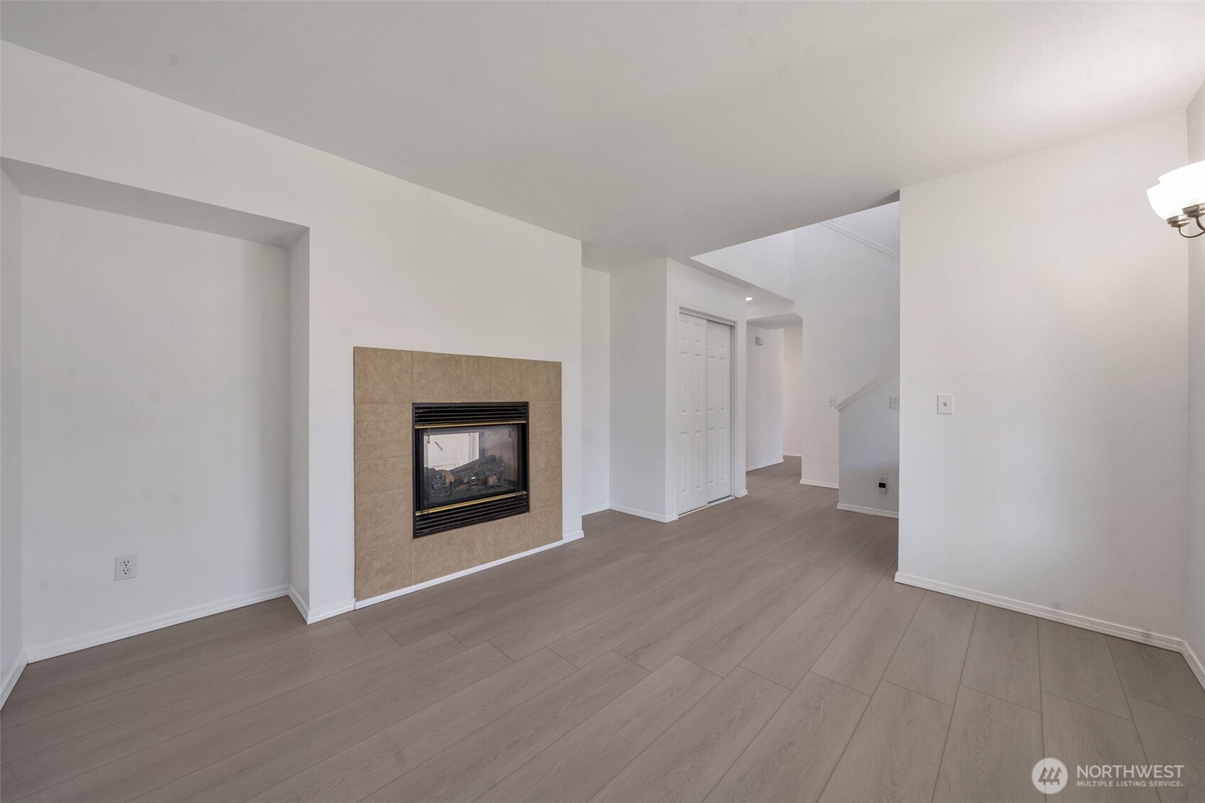 9925 South 242nd Place Kent, WA 98030 - Photo 12 of 26