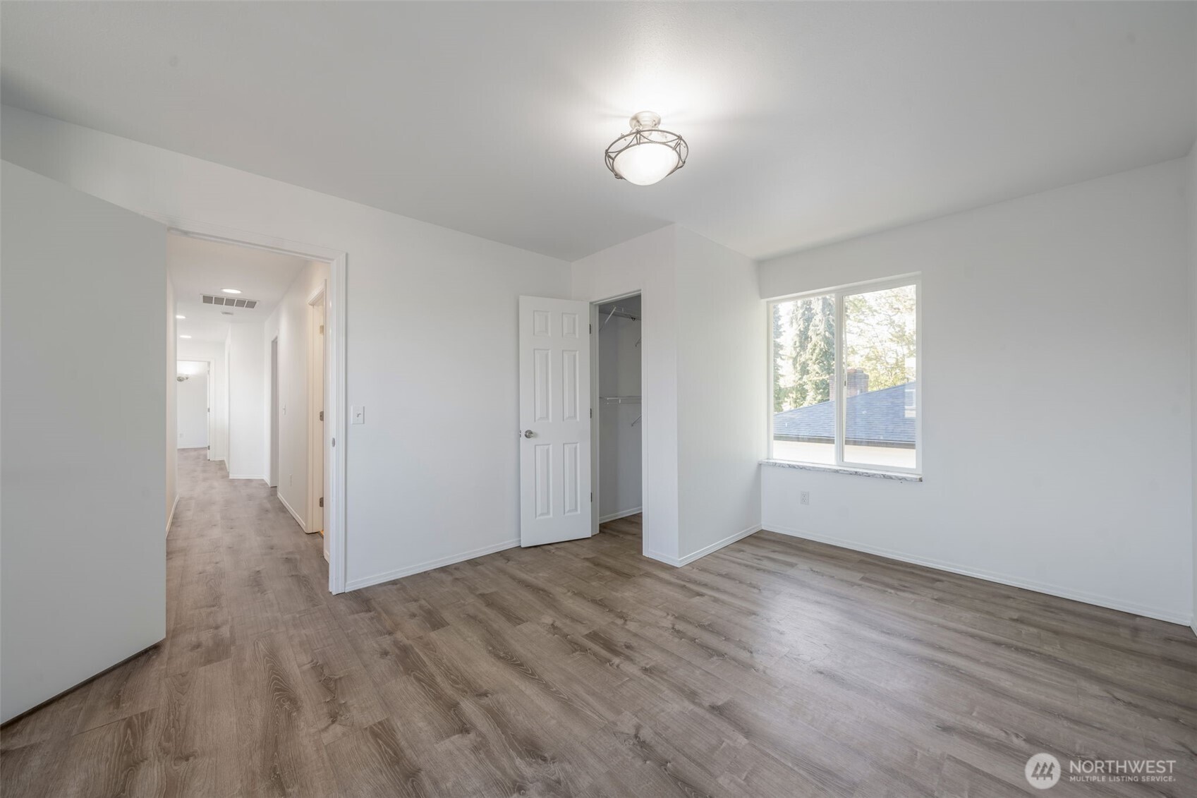 9925 South 242nd Place Kent, WA 98030 - Photo 14 of 26
