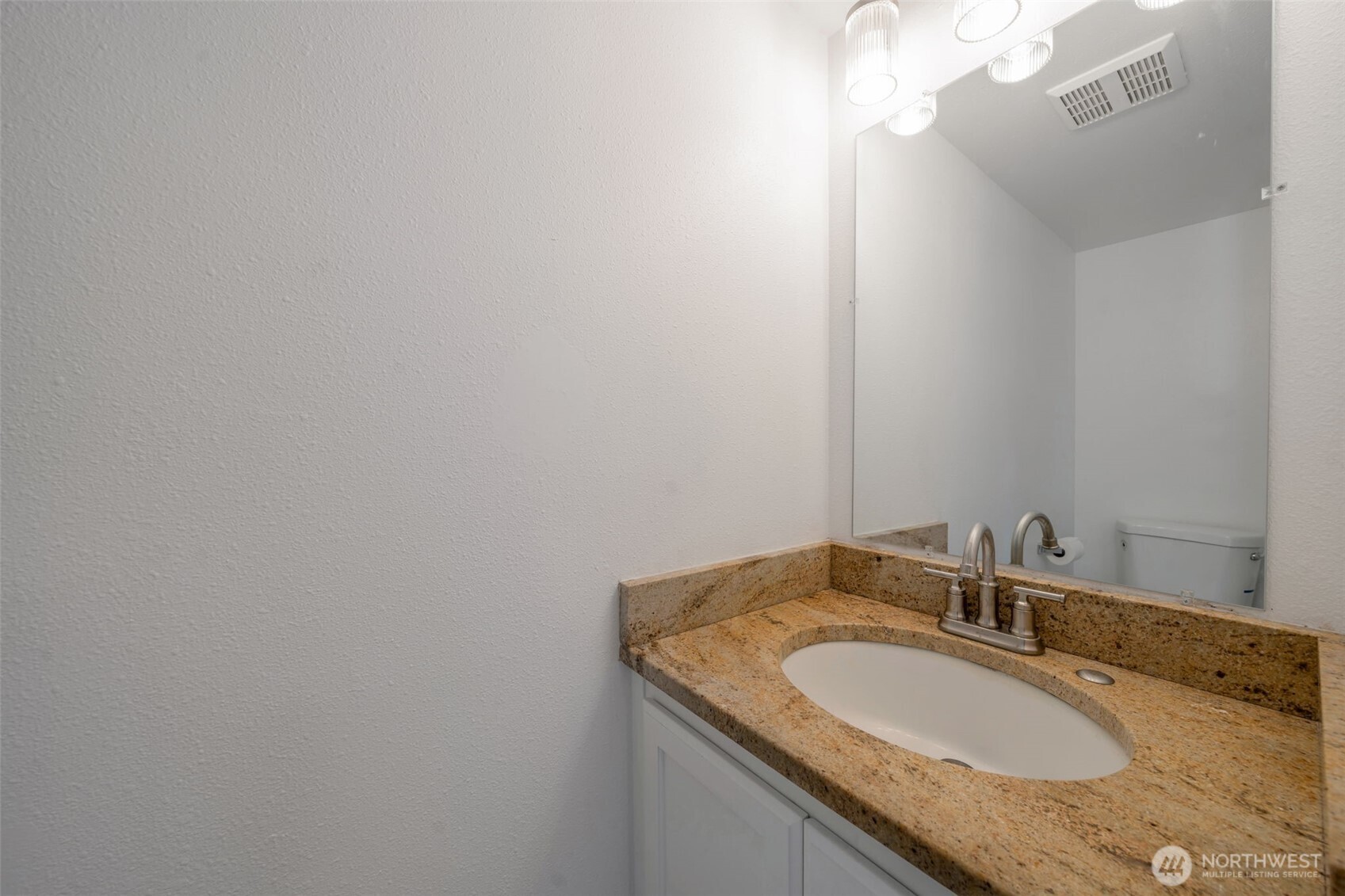9925 South 242nd Place Kent, WA 98030 - Photo 9 of 26