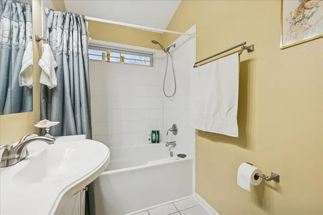 $300,000 | 35 Tremont Road, Fox Lake, IL 60020