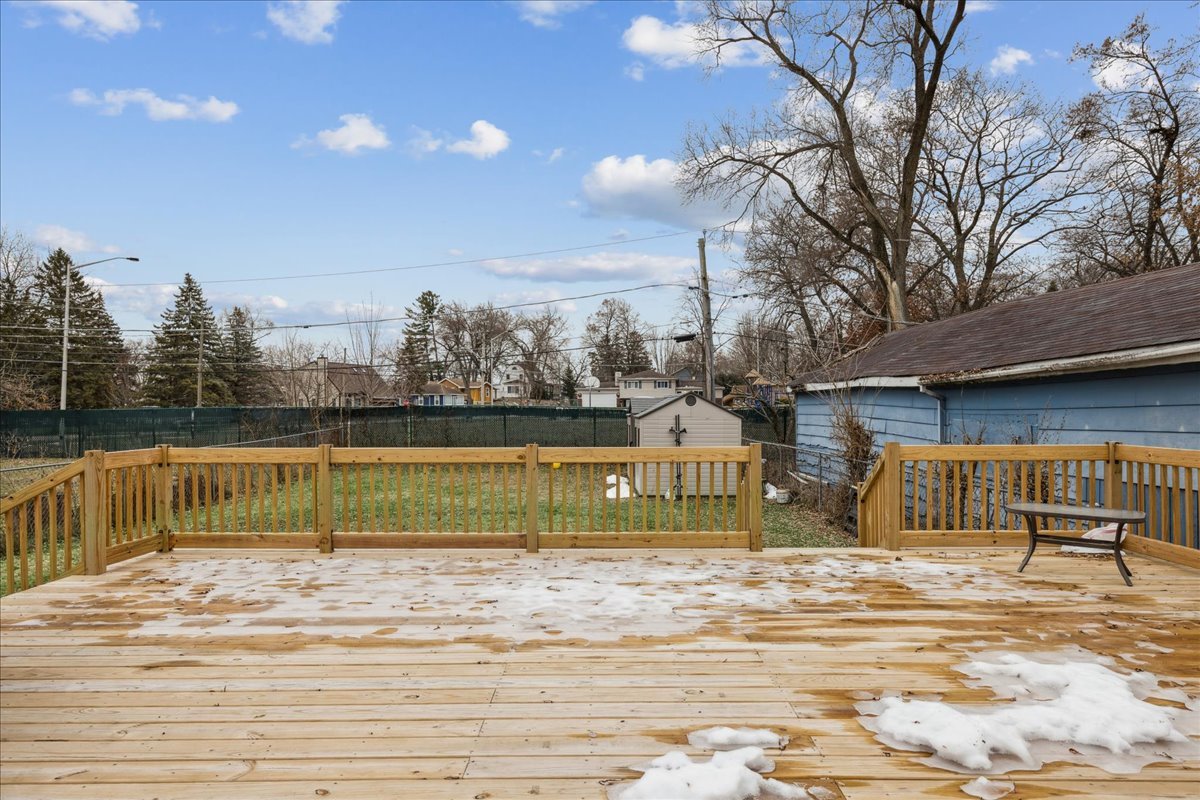 35 Tremont Road Fox Lake, IL 60020 - Photo 17 of 22