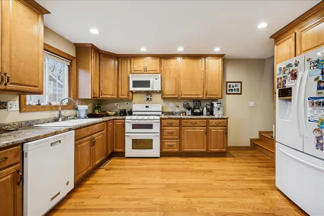 $300,000 | 35 Tremont Road, Fox Lake, IL 60020