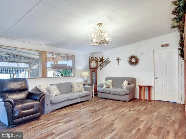 $349,995 | 516 Roberts Road, Great Cacapon, WV 25422