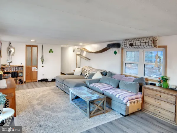 $349,995 | 516 Roberts Road, Great Cacapon, WV 25422