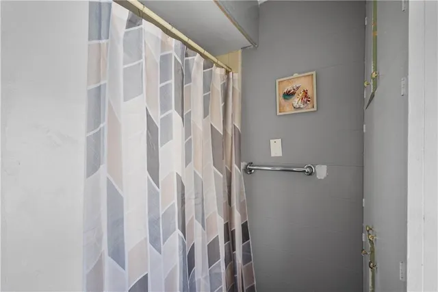 a view of walk in closet