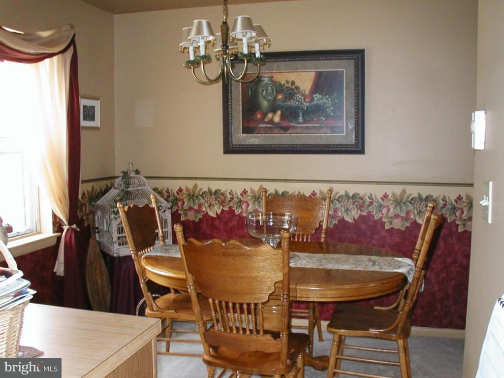 1084 Williamsburg Road Lancaster, PA 17603 - Photo 3 of 3 Gallery Image 3