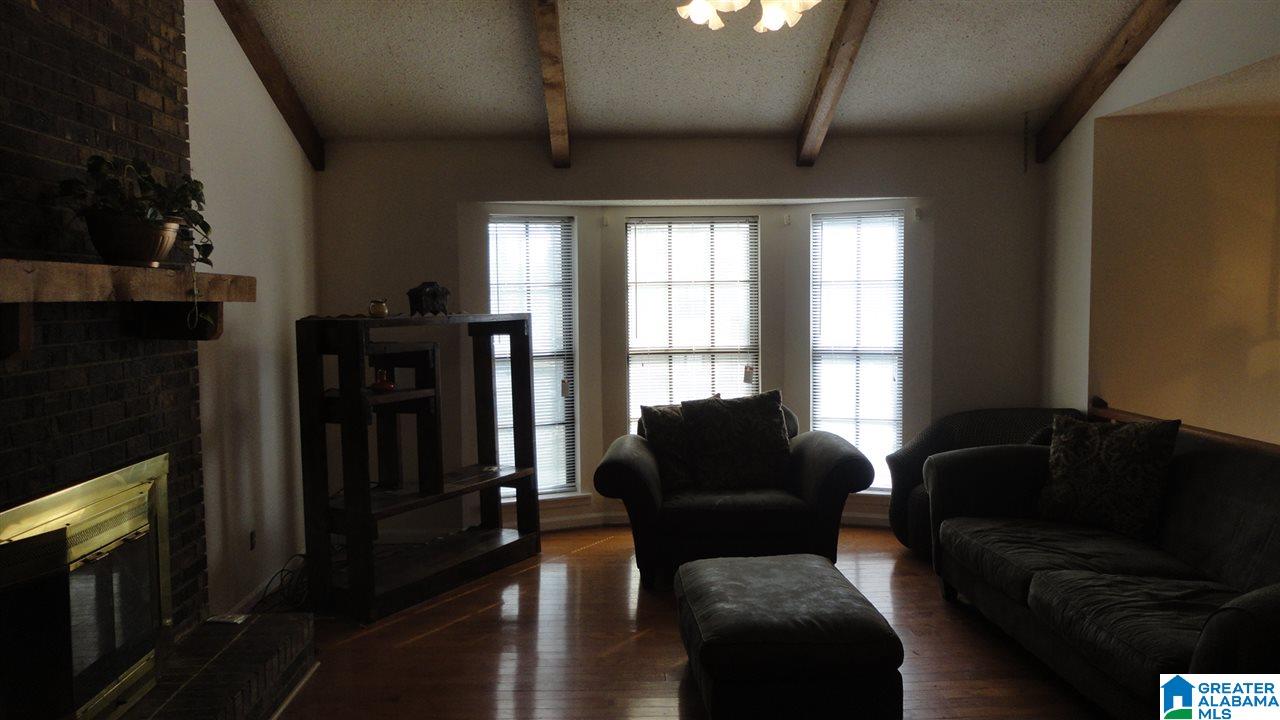 618 Valleyview Drive Pelham, AL 35124 - Photo 8 of 17