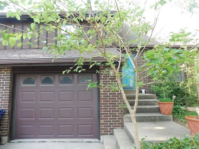 $258,000 | 1610 East Elm Terrace, Olathe, KS 66062