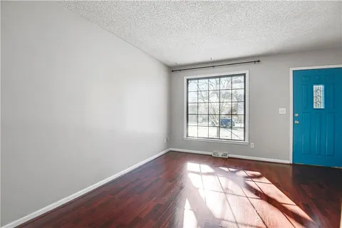 $258,000 | 1610 East Elm Terrace, Olathe, KS 66062