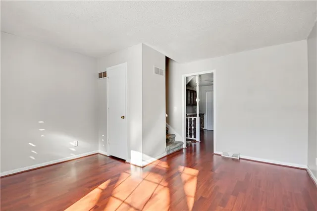 $258,000 | 1610 East Elm Terrace, Olathe, KS 66062