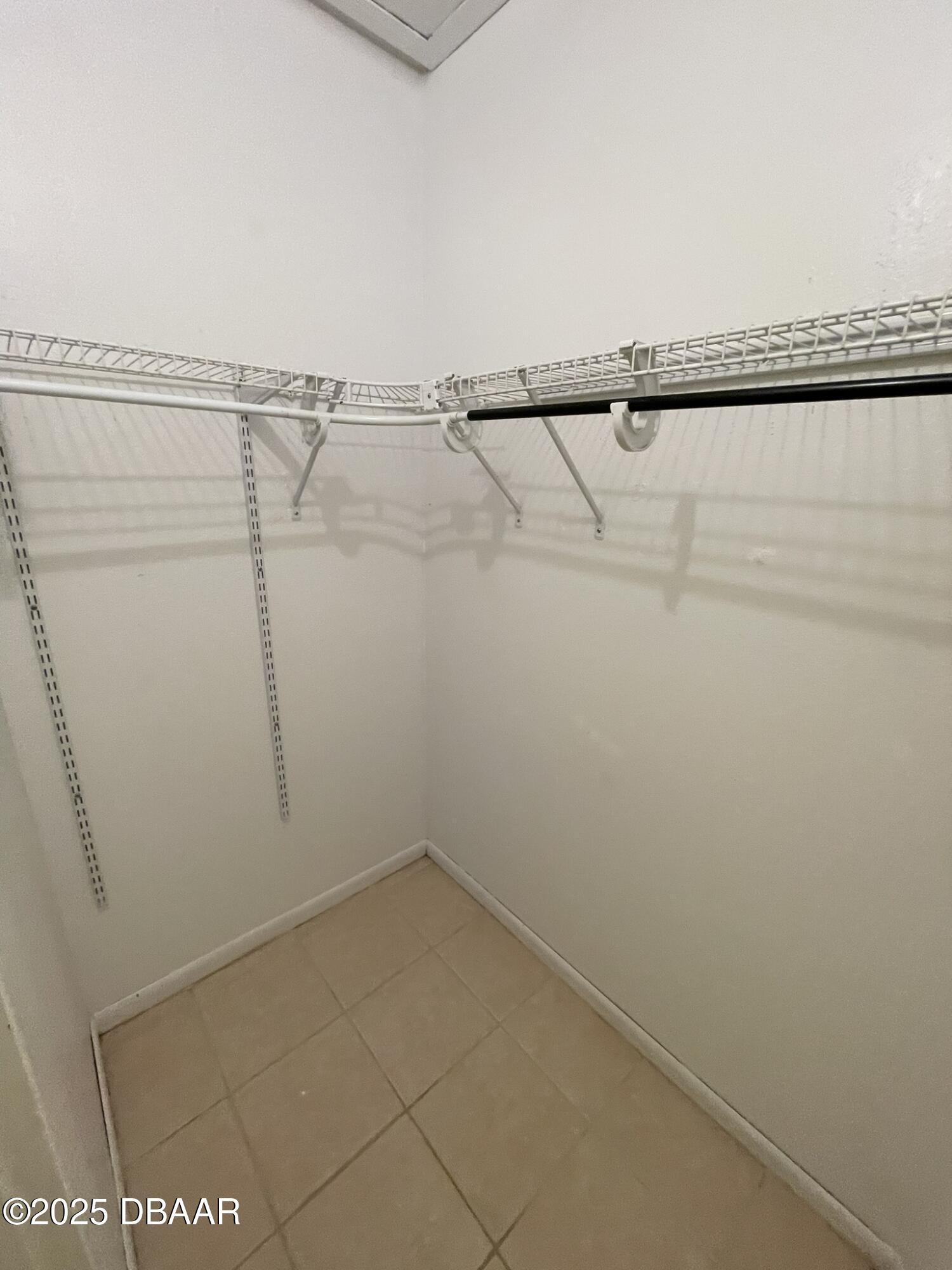 112 Tomoka Meadows Boulevard Ormond Beach, FL 32174 - Photo 44 of 53 a view of a room