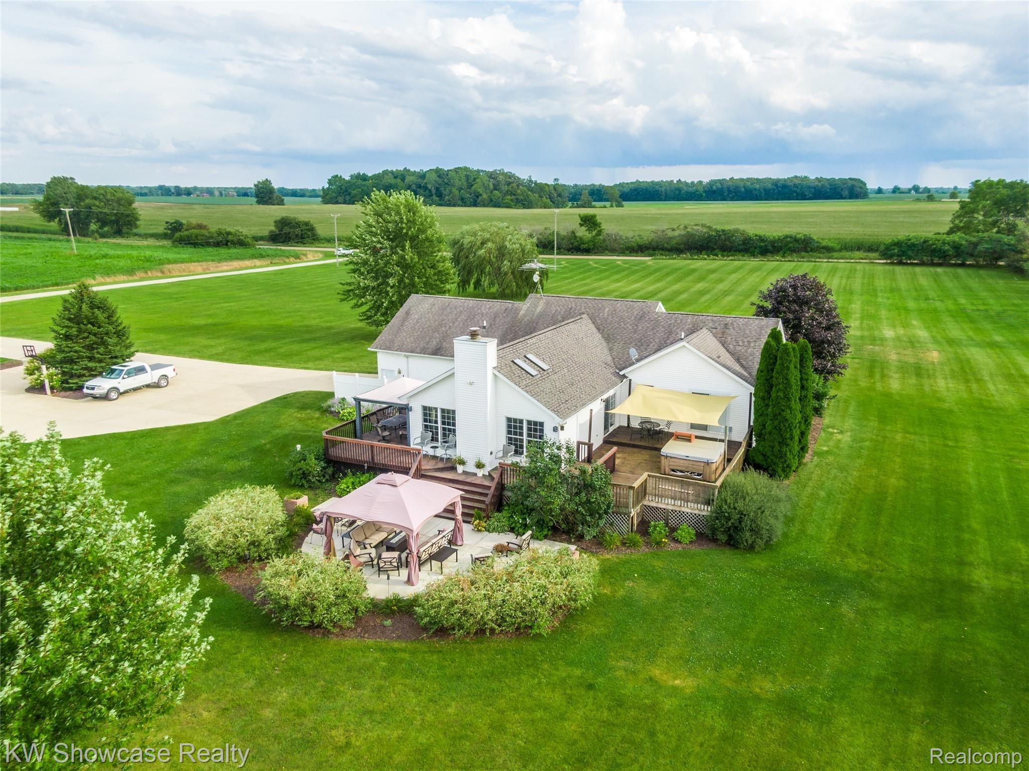 9686 Judd Road Fowlerville, MI 48836 - Photo 50 of 57 Aerial Exteriors 9.jpg