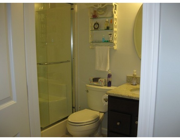 10 Nicki Way, Unit 81 Uxbridge, MA 01569 - Photo 17 of 30