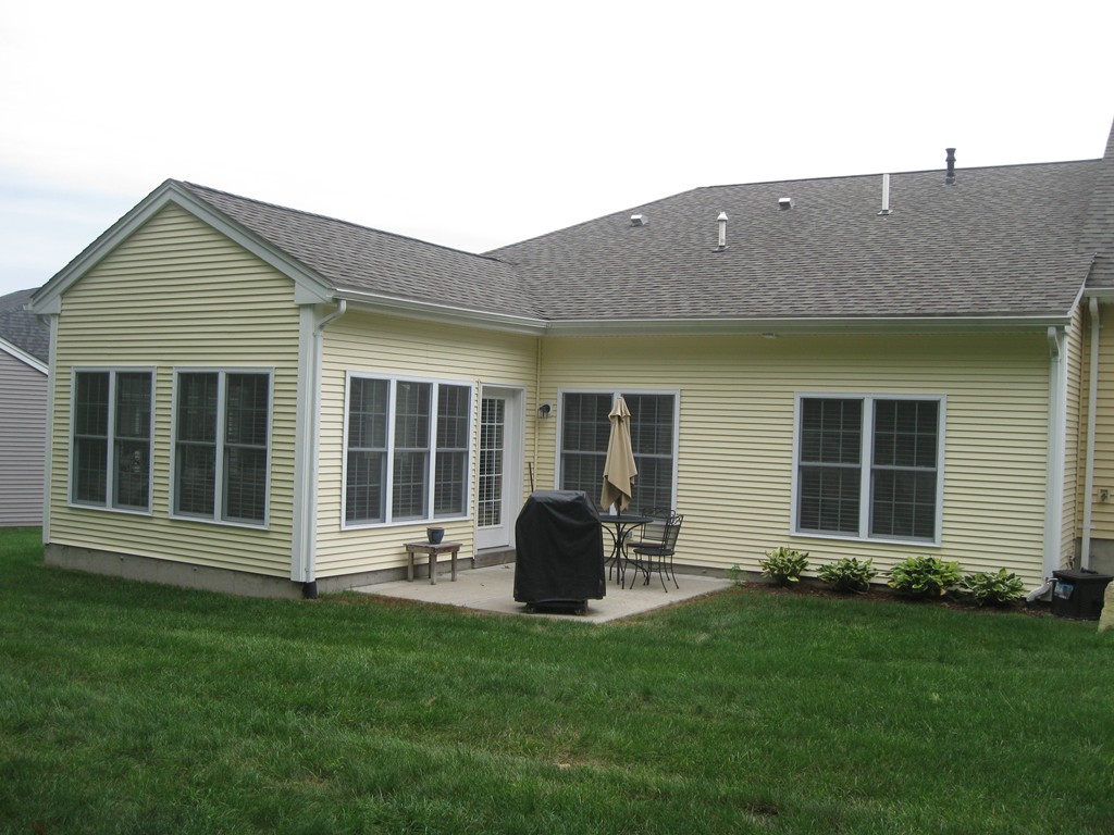 10 Nicki Way, Unit 81 Uxbridge, MA 01569 - Photo 4 of 30