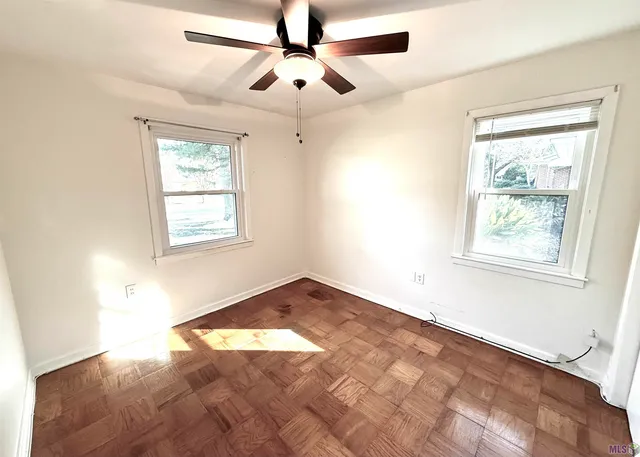 $1,600 | 266 West Parkland Drive, Baton Rouge, LA 70806