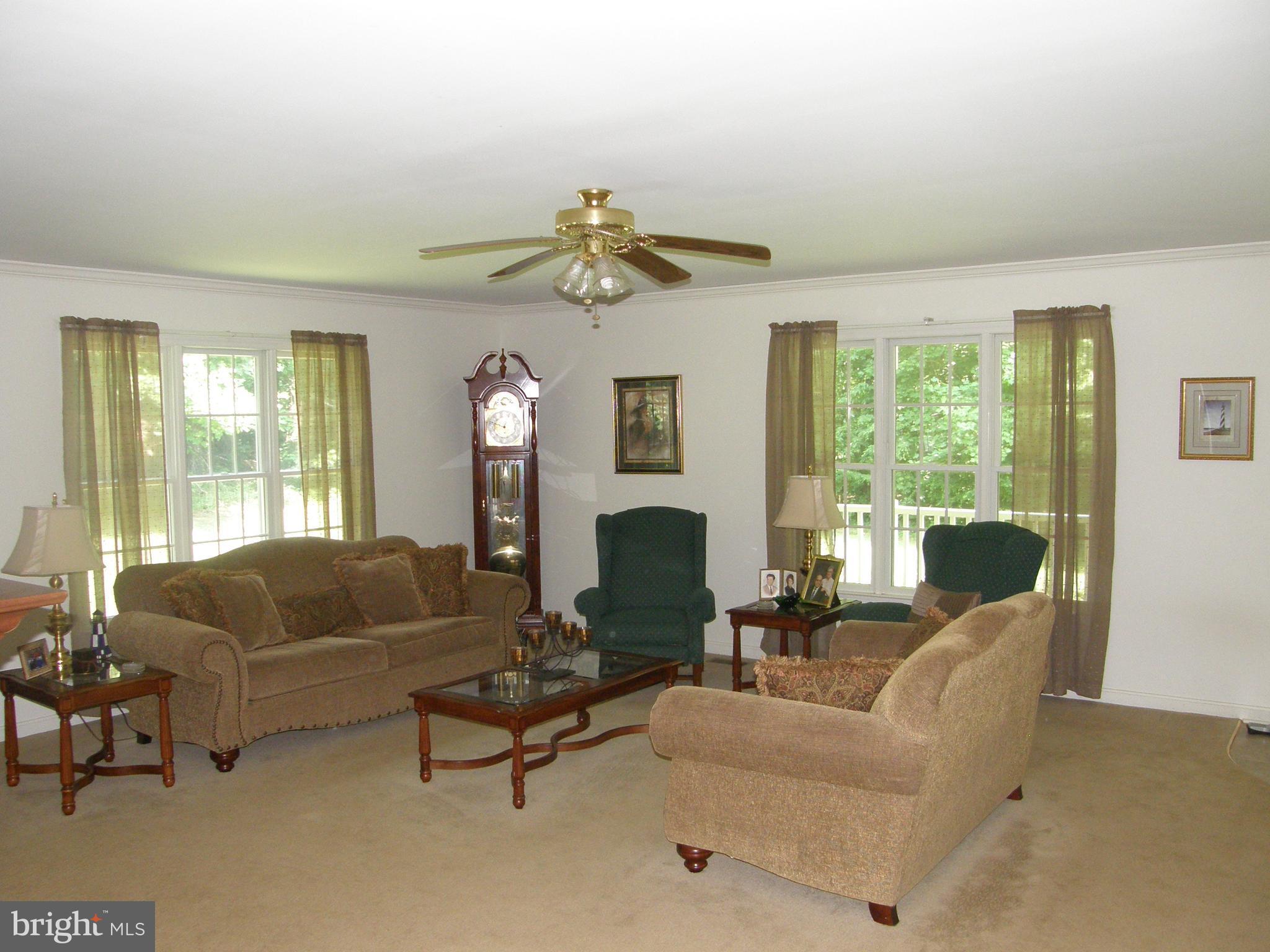 24961 McIntosh Road Hollywood, MD 20636 - Photo 3 of 29 Living Room