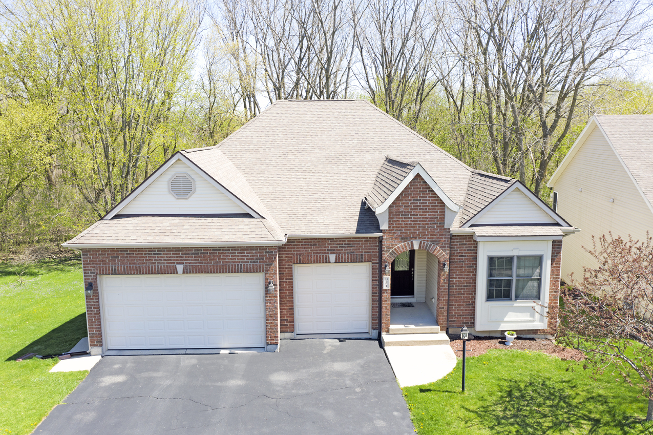 851 Prairie Ridge Drive Woodstock, IL 60098 - Photo 1 of 27 Gallery Image 1