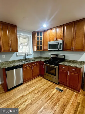 $4,500 | 5100 10th Street North, Arlington, VA 22205