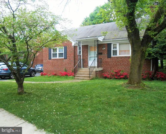 $4,500 | 5100 10th Street North, Arlington, VA 22205